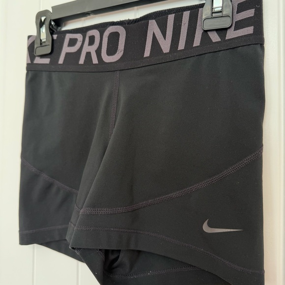 Nike Pro Dri-Fit 3” Compression Shorts Women’s Small Black Athletic Workout - Picture 2 of 8